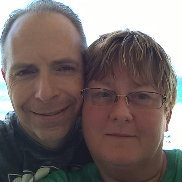 Meet your Posher, Melissa - Picture 1 of 1